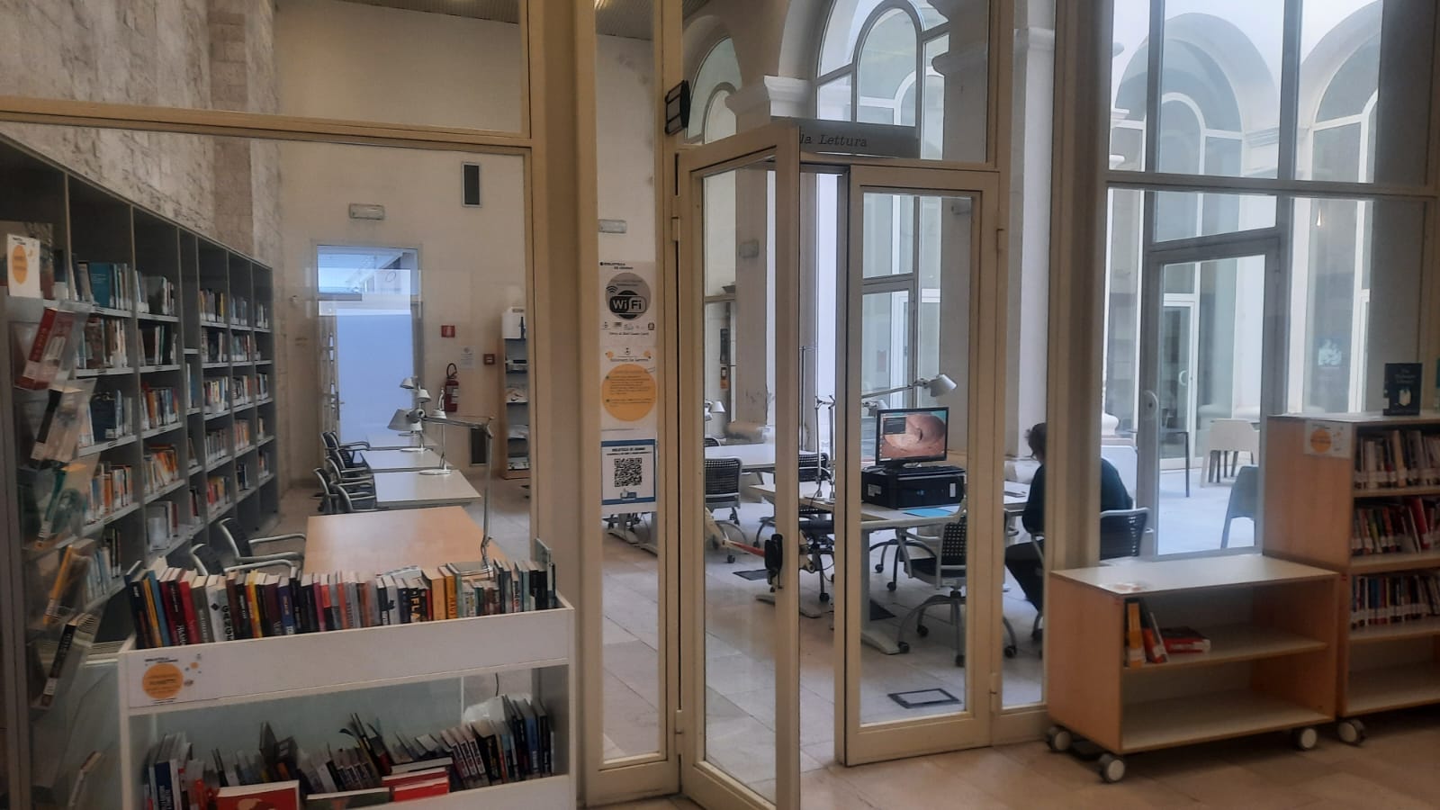 Sala lettura, piano terra